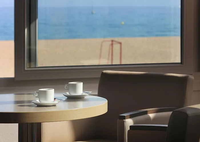 Rocatel Hotel Canet De Mar